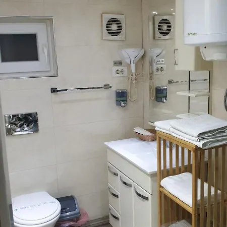 アパートホテル Era Meljak