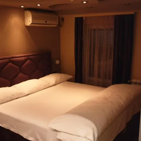 アパートホテル Era *